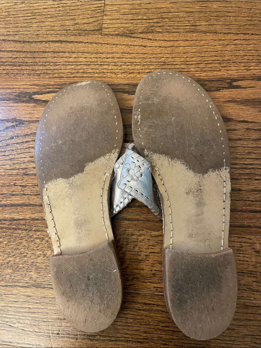 Jack Rogers Silver Metallic Leather Thong Sandals - Picture 2 of 4
